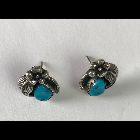 Vintage Authentic Turquoise Stone Earrings .925 Silver Signed - Picture 4 of 8